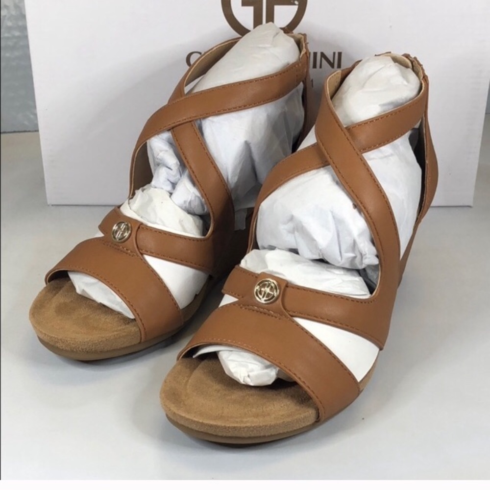 Giani Bernini 5M Camdenn Wedges